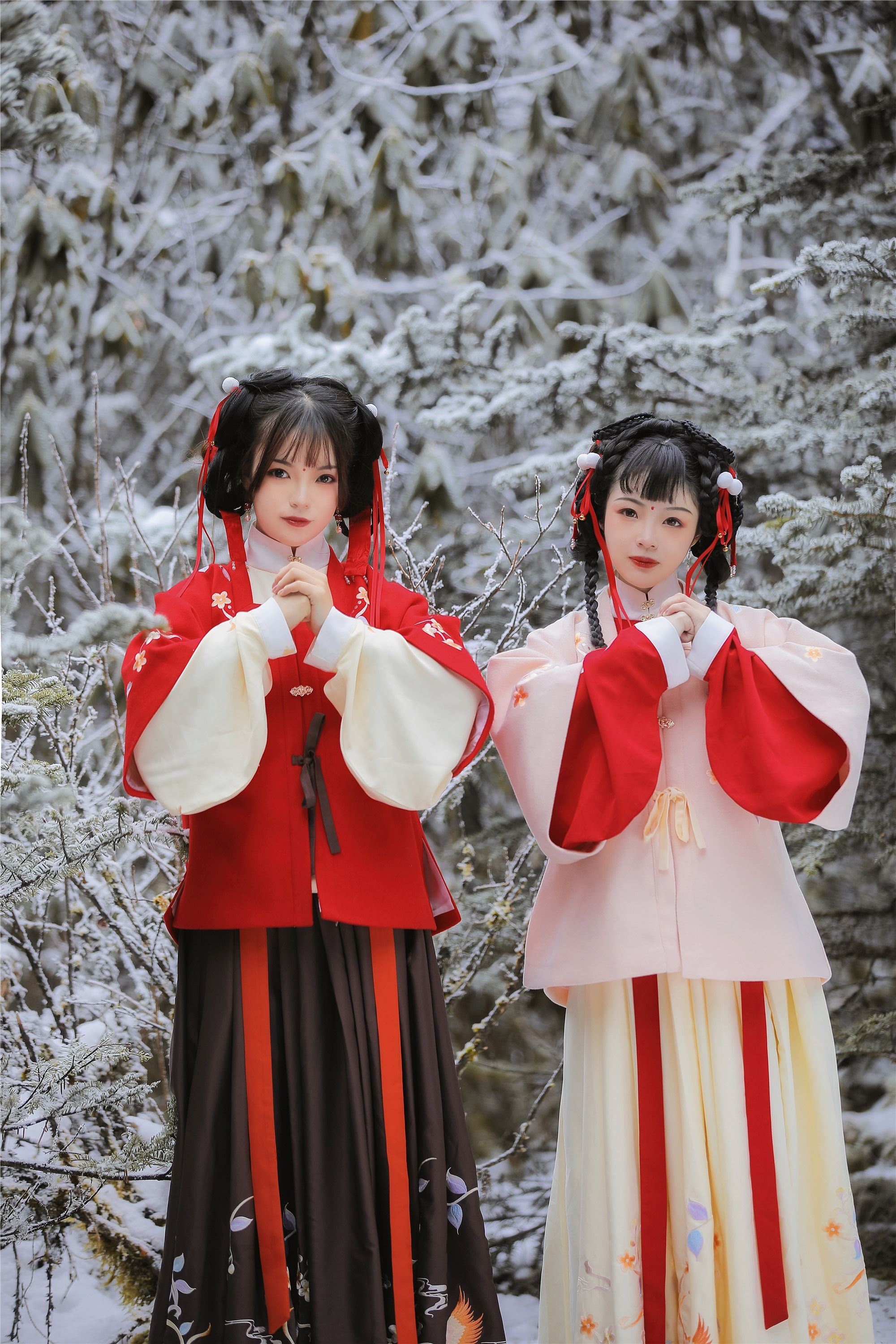 YITUYU艺图语 2021.09.04 雪中少女 赵瑞洁_ez